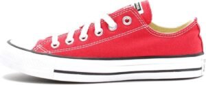 Converse Men's Chuck Taylor All Star Low Top (International Version) Sneaker
