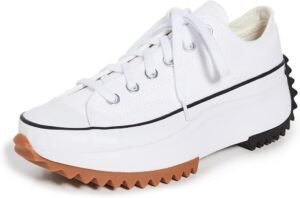 Converse Women's Chuck Taylor Classic Sneaker